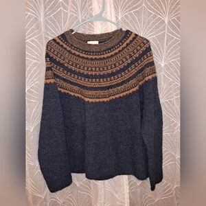 Wrap London brand Women's size 10, alpaca blend knit sweater